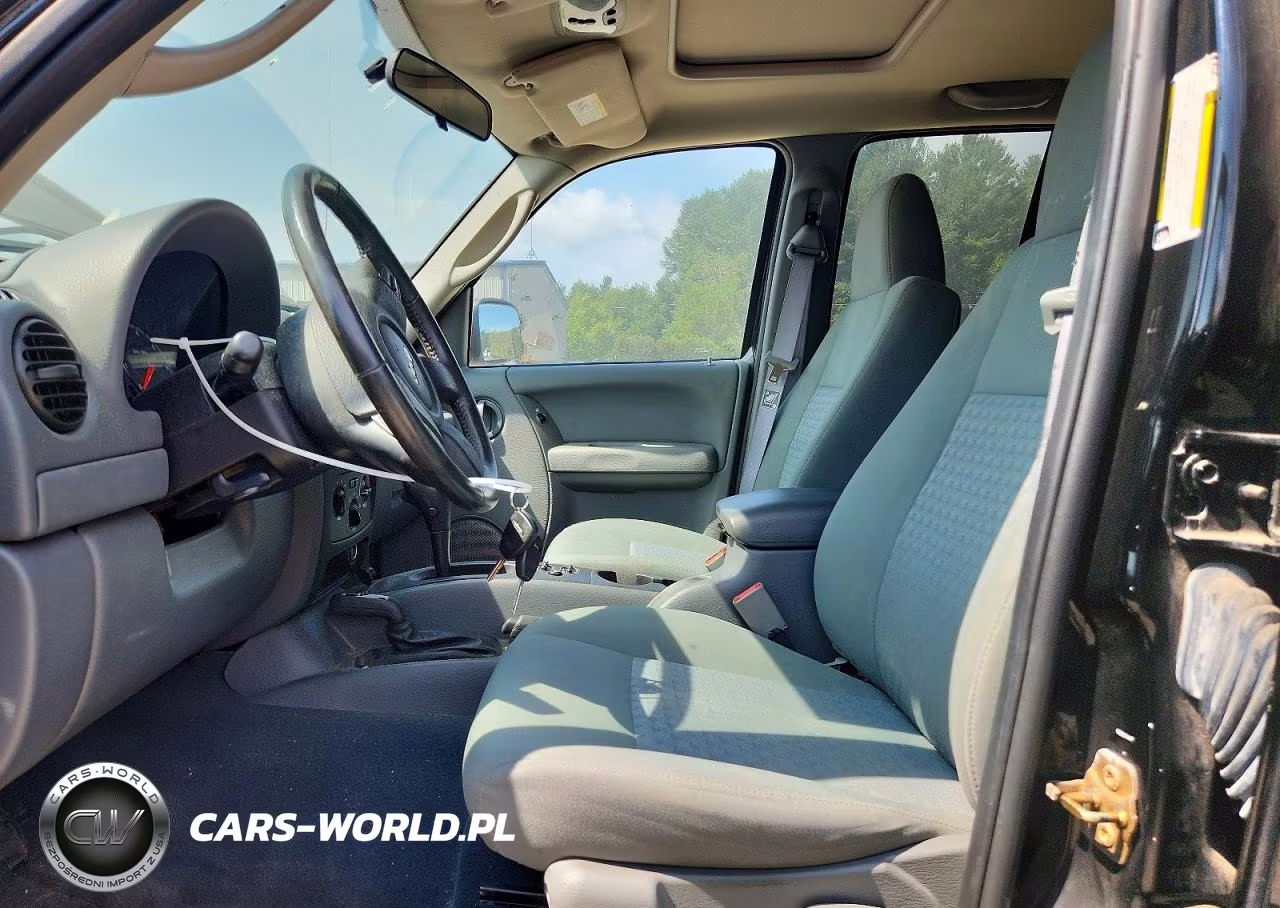 2016 Jeep Liberty Sport VIN:1J4GL48KX5W585588 - 7