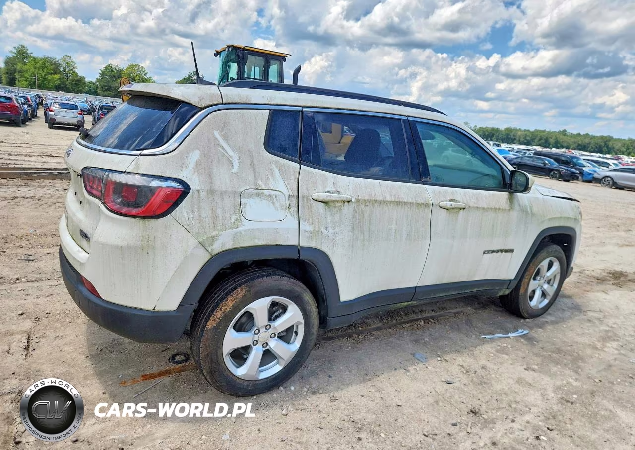 2020 Jeep Compass Latitude VIN:3C4NJDBB1LT173932 - 3