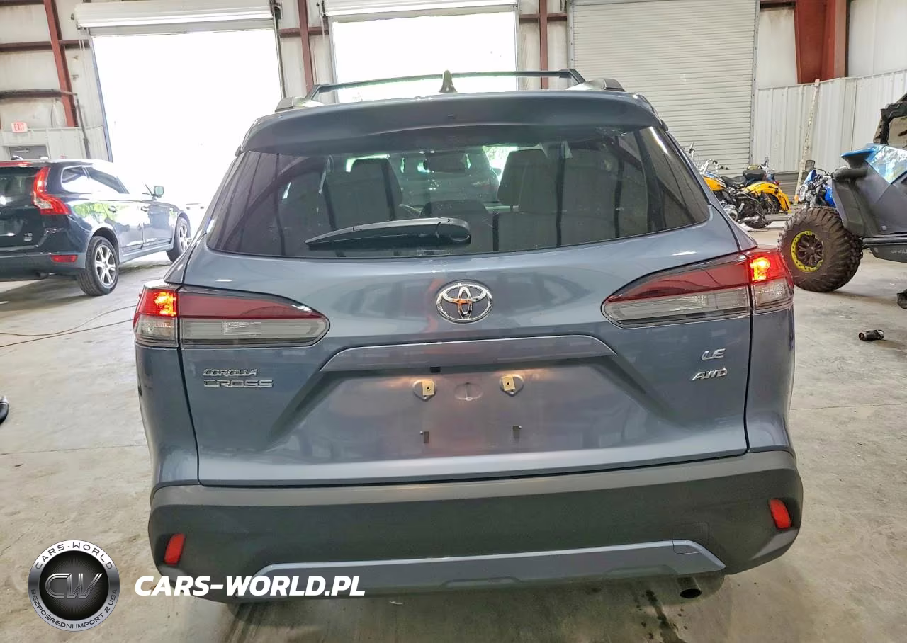 2026 Toyota Corolla Cross Le VIN:7MUCAABG3TV175196 - 6
