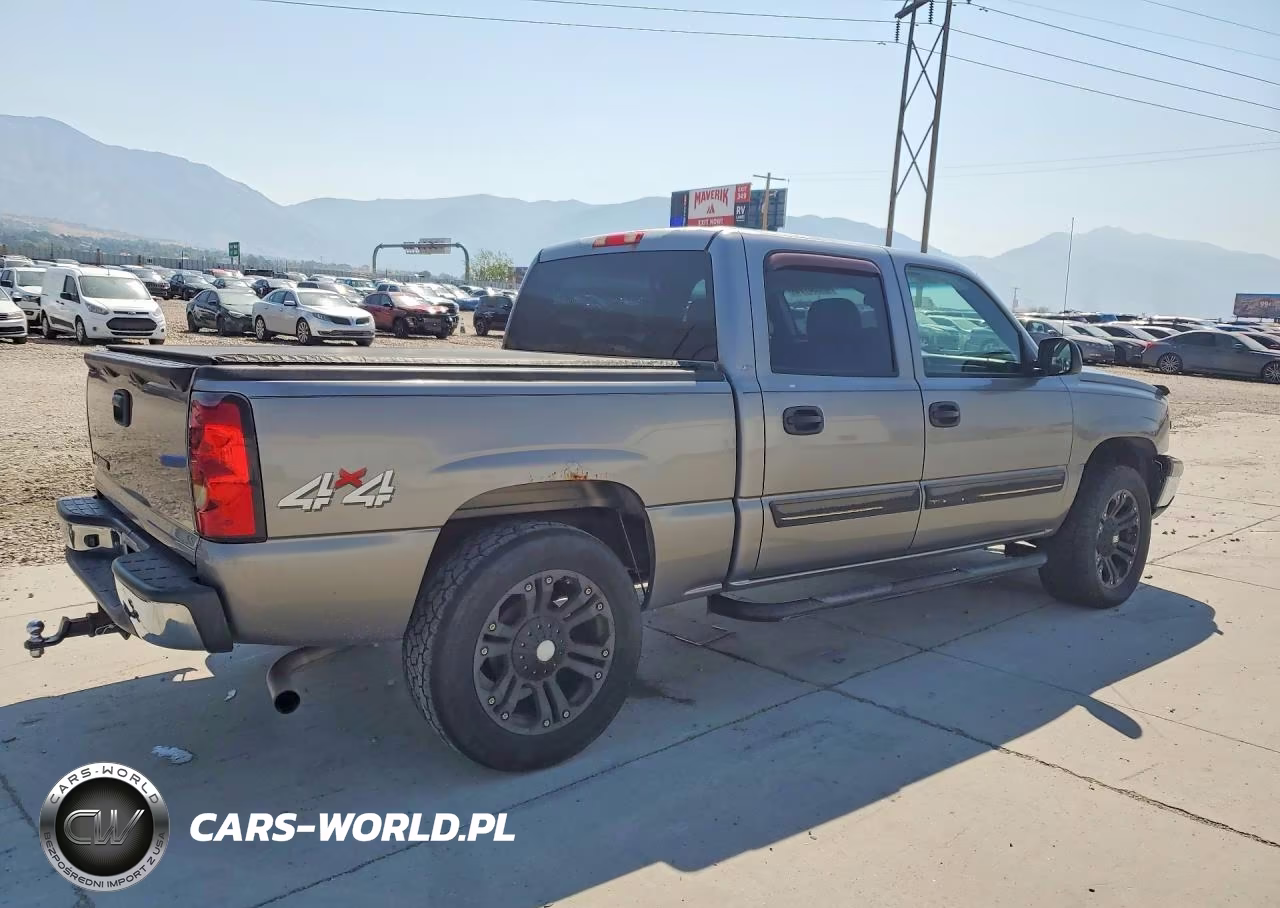 2007 Chevrolet Silverado K1500 Classic Crew Cab VIN:2GCEK13Z771164991 - 3