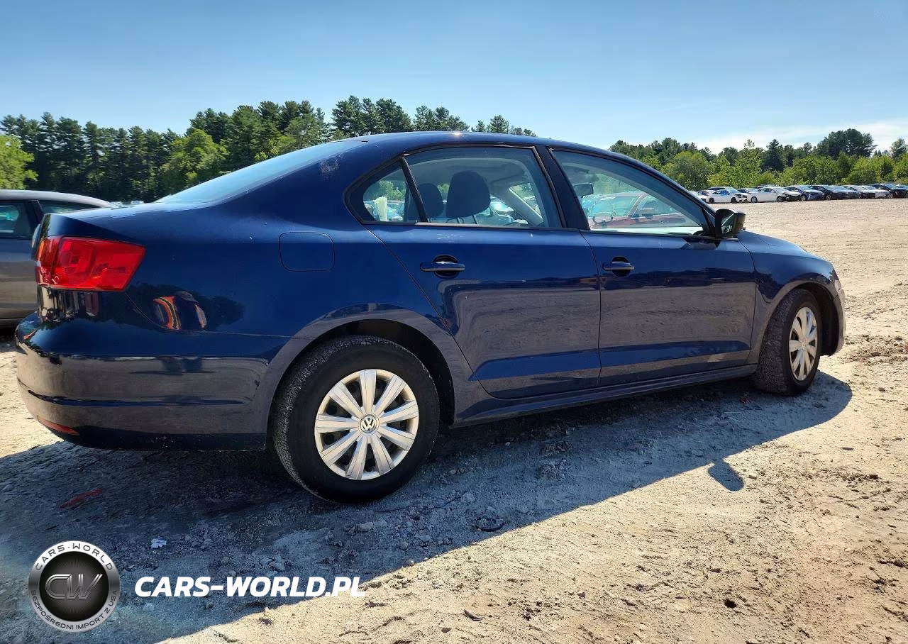 2012 Volkswagen Jetta Base VIN:3VW2K7AJ8CM373210 - 3