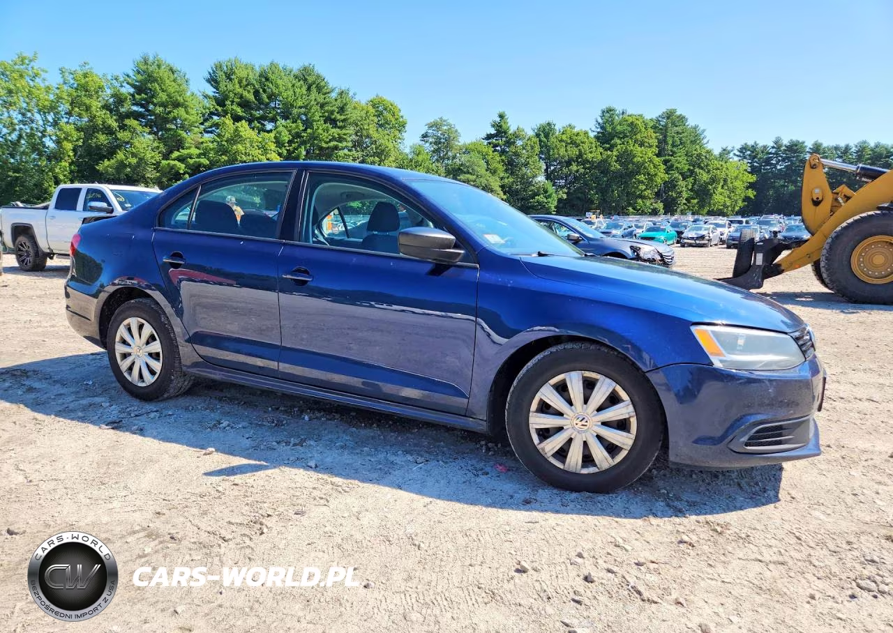2012 Volkswagen Jetta Base VIN:3VW2K7AJ8CM373210 - 4