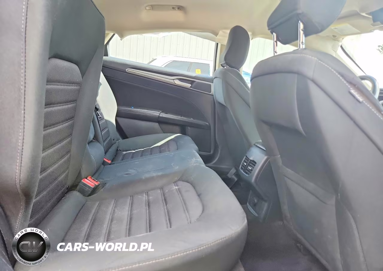 2020 Ford Fusion Se VIN:3FA6P0HD0LR255321 - 10