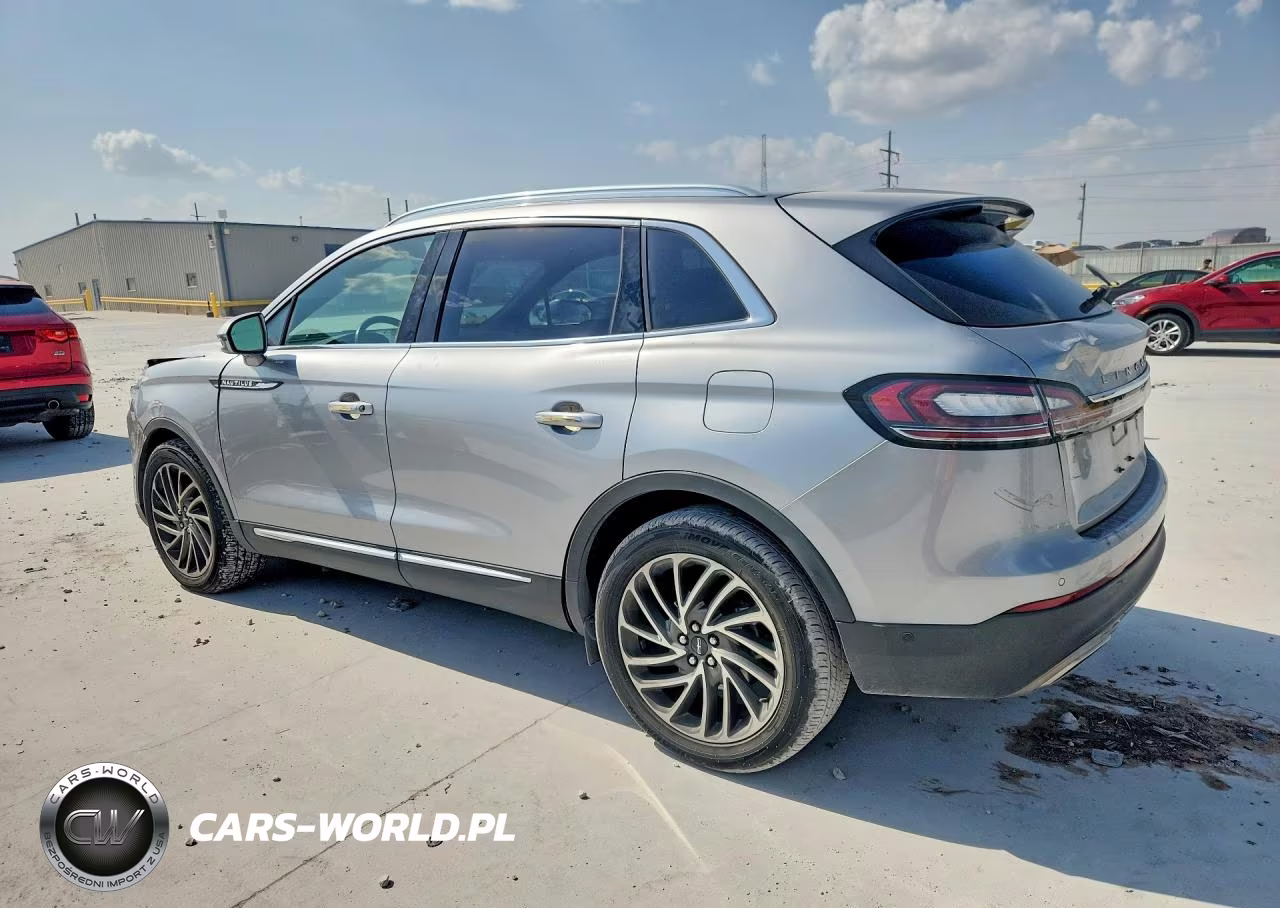 2020 Lincoln Nautilus Reserve VIN:2LMPJ6K9XLBL04367 - 2