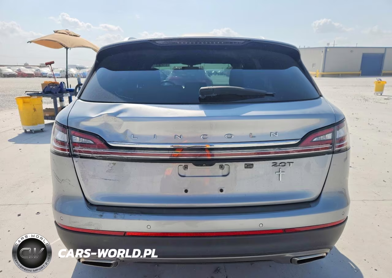 2020 Lincoln Nautilus Reserve VIN:2LMPJ6K9XLBL04367 - 6