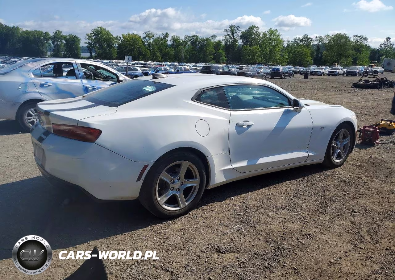 2017 Chevrolet Camaro Lt VIN:1G1FB1RS0H0190451 - 3
