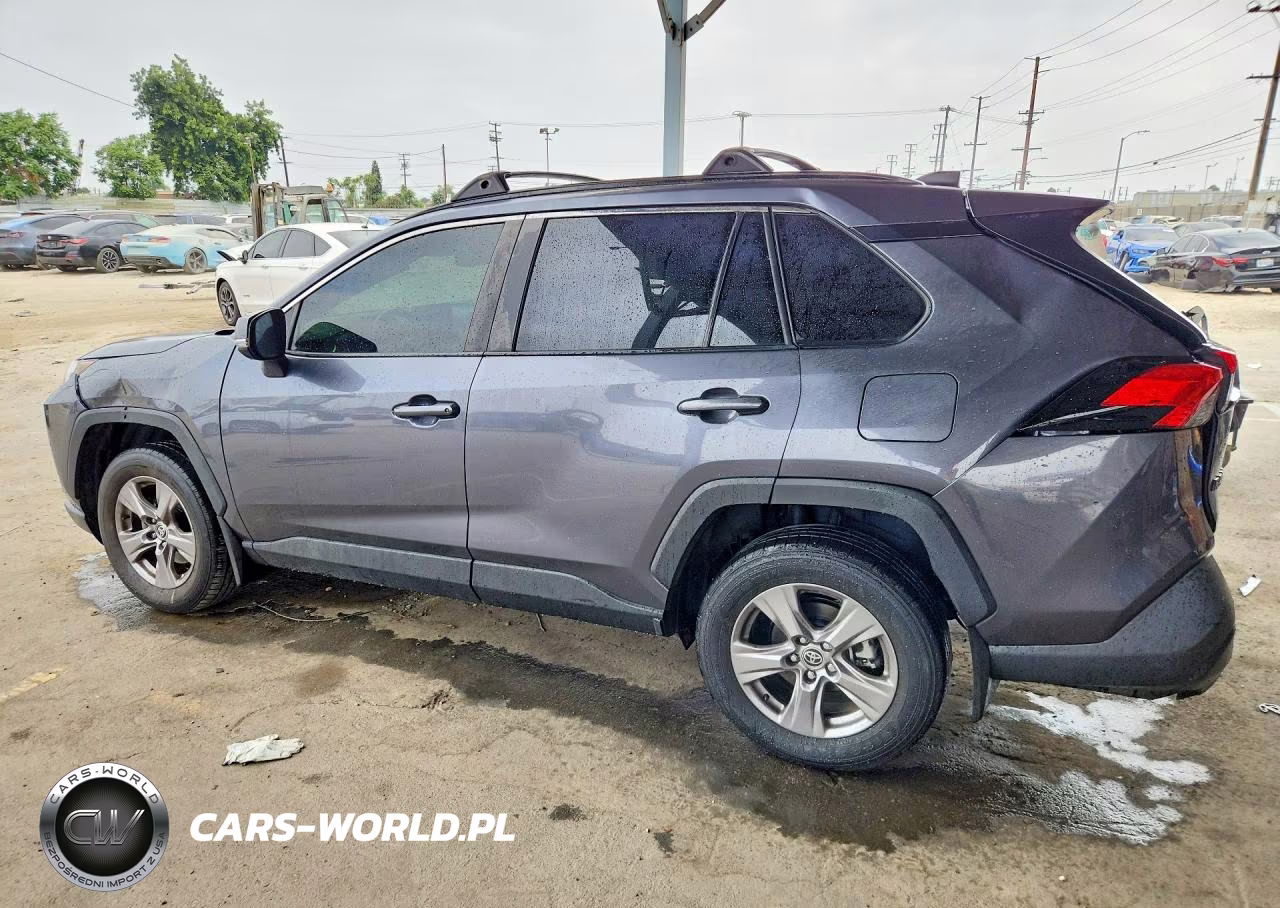 2023 Toyota Rav4 Xle VIN:JTMW1RFV5PD103772 - 2