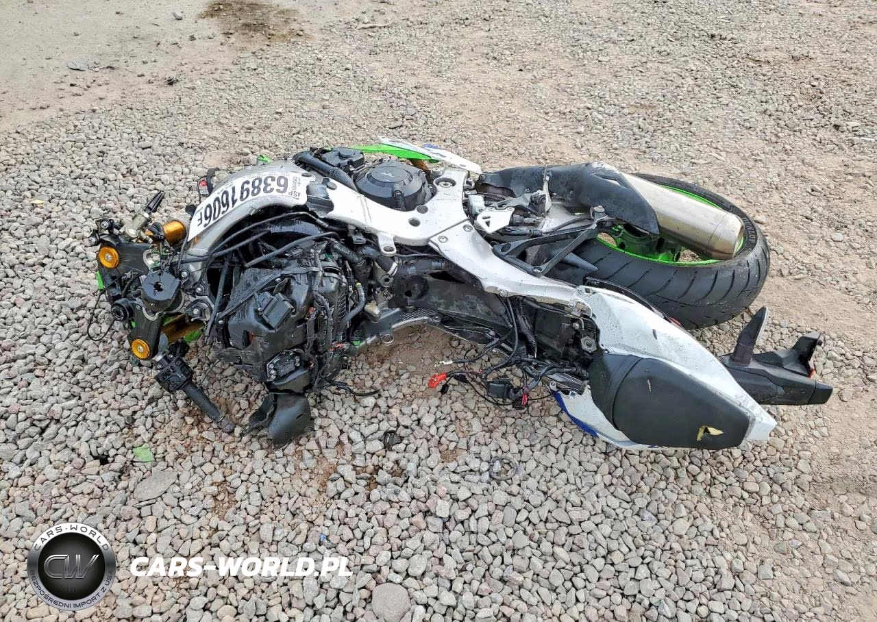 2024 Kawasaki Zx1002 L VIN:JKBZXVL10RA012537 - 3