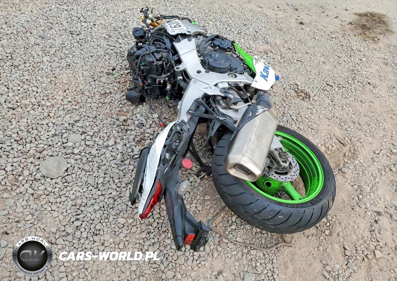 2024 Kawasaki Zx1002 L VIN:JKBZXVL10RA012537 - 4