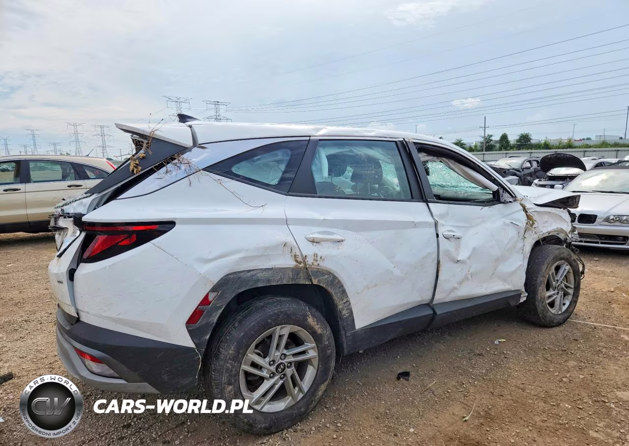 2025 Hyundai Tucson Se VIN:5NMJACDE4SH464338 - 3