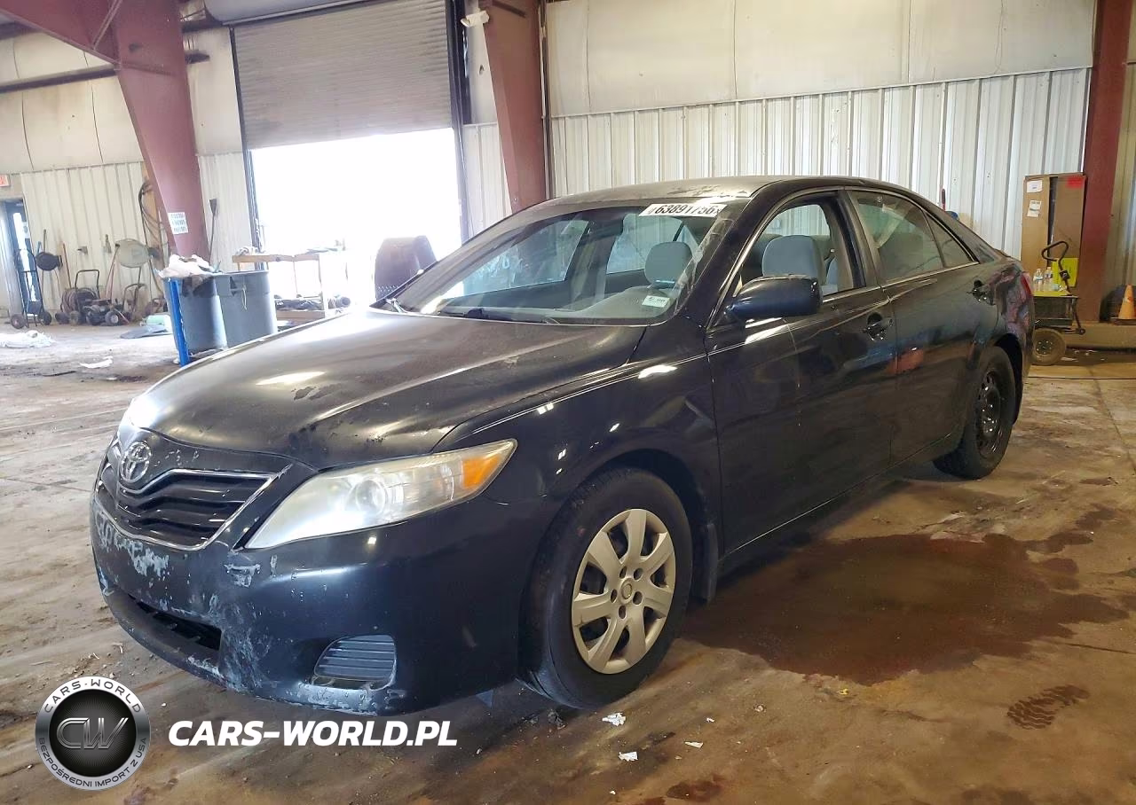 2011 Toyota Camry Base – zdjęcie 1 z 12