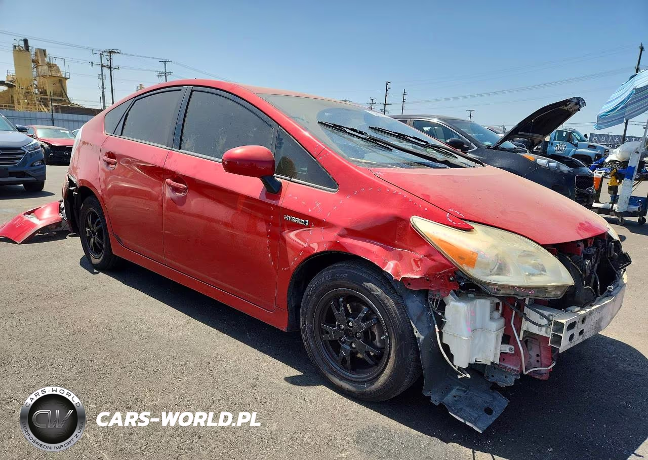 2015 Toyota Prius Two VIN:JTDKN3DU5F0463169 - 4