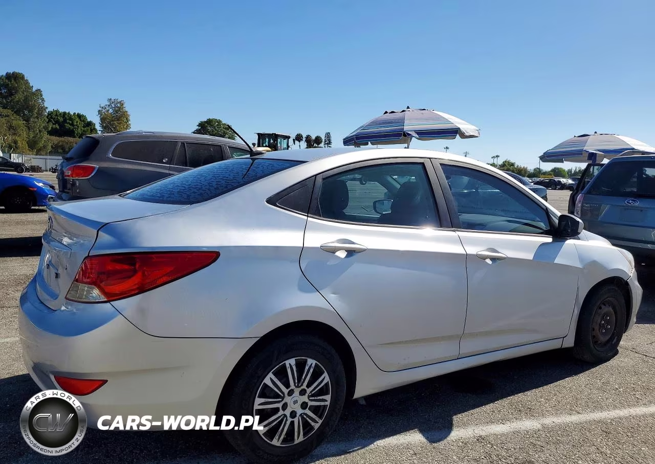 2012 Hyundai Accent Gls VIN:KMHCT4AE4CU242580 - 3