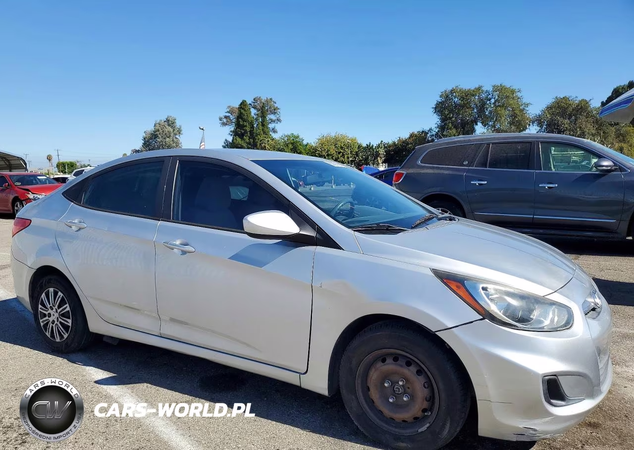 2012 Hyundai Accent Gls VIN:KMHCT4AE4CU242580 - 4