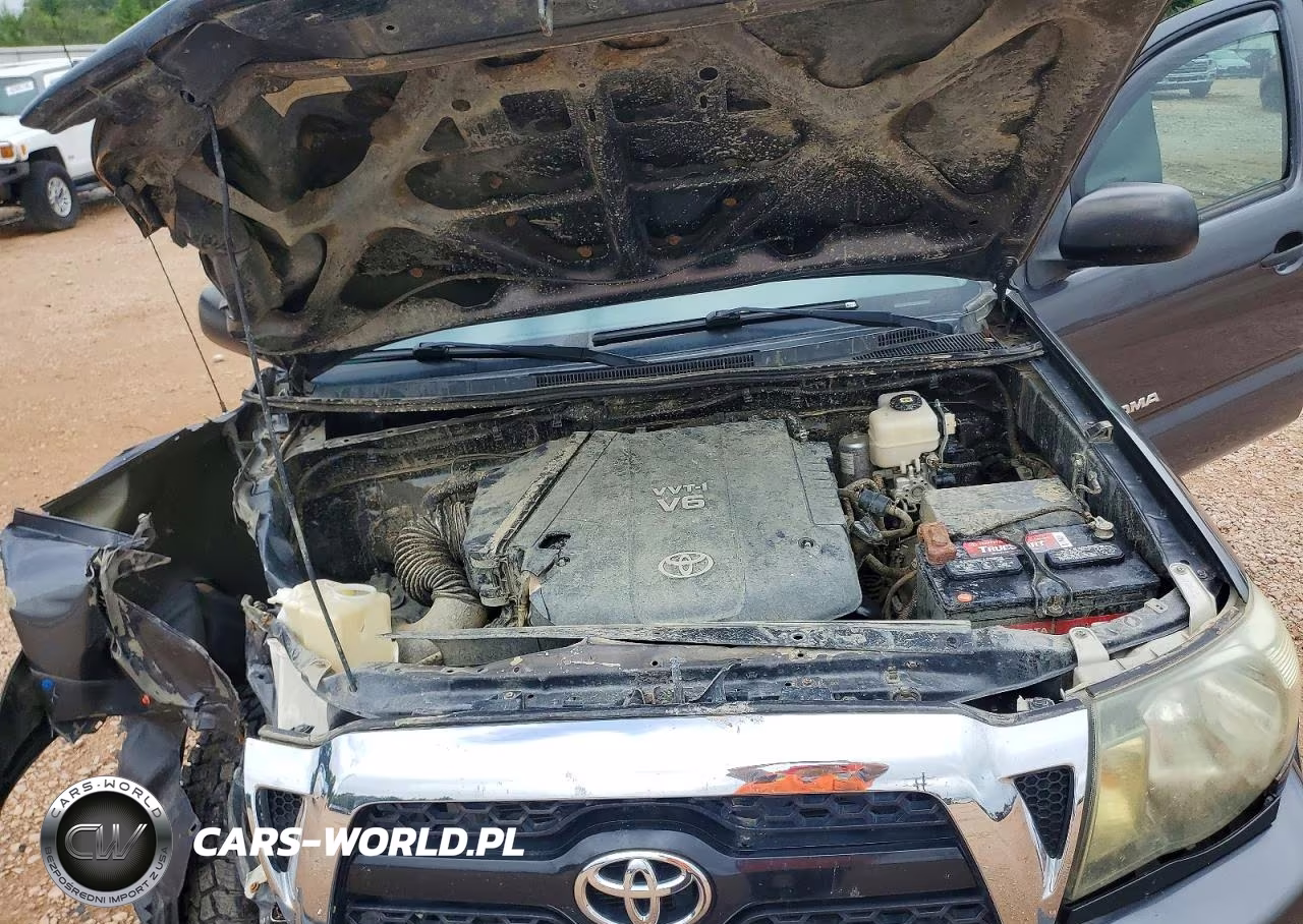 2011 Toyota Tacoma V6 VIN:3TMLU4EN7BM069443 - 11