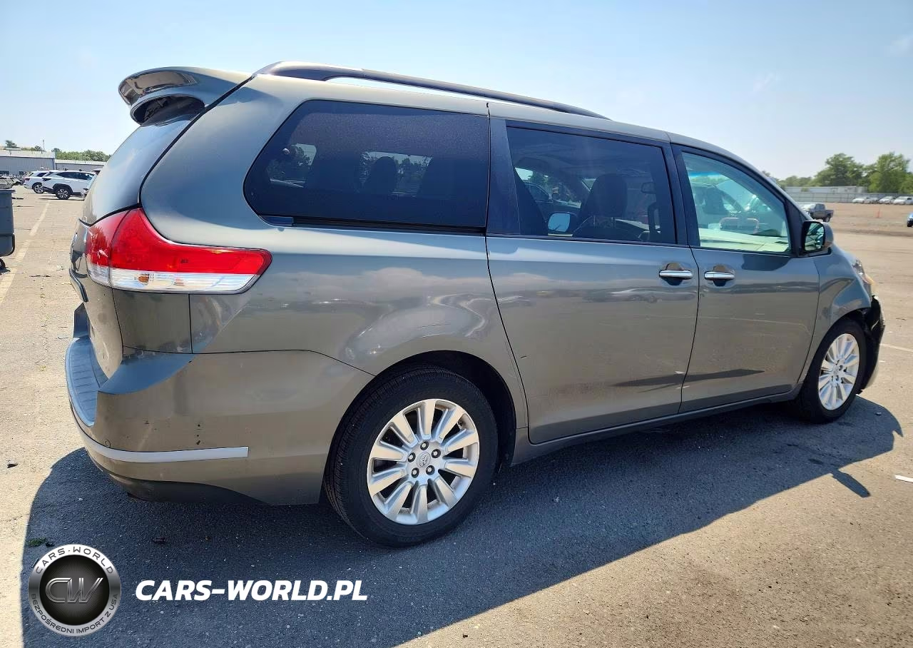 2011 Toyota Sienna Xle 7-Passenger VIN:5TDDK3DC2BS010014 - 3