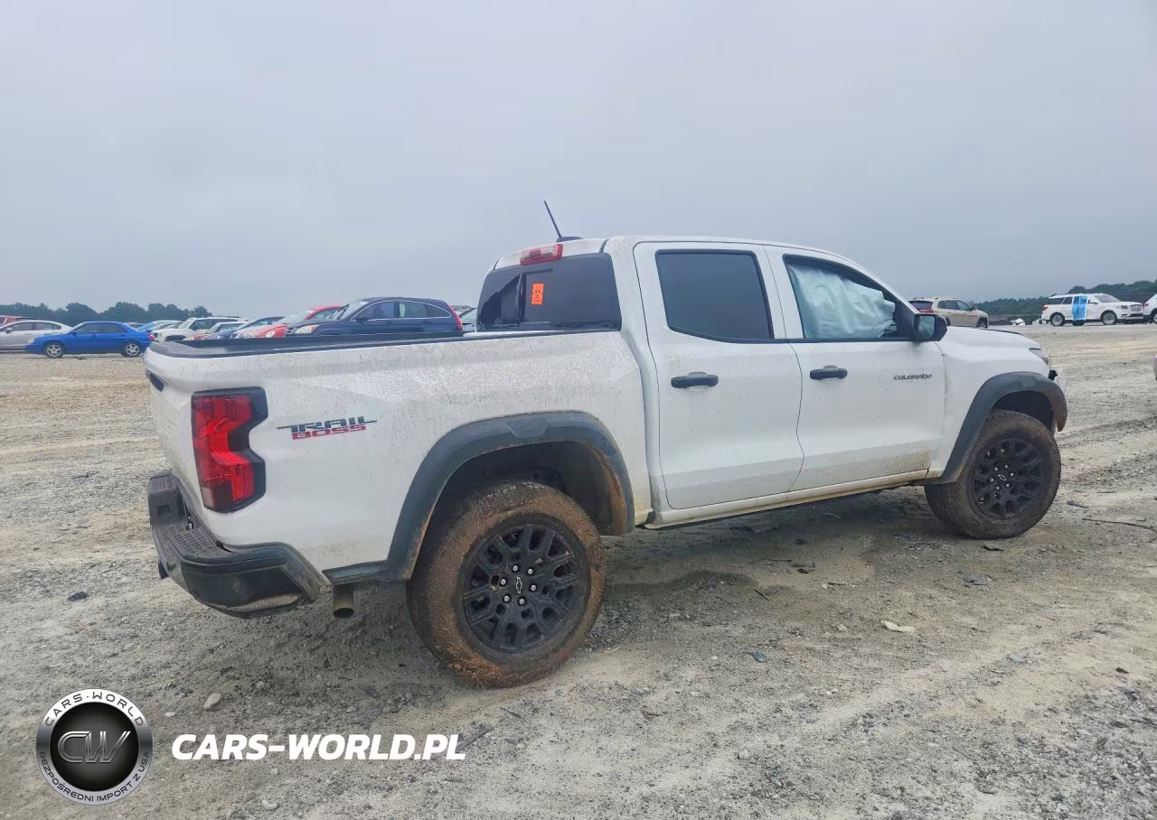 2026 Chevrolet Colorado Trail Boss VIN:1GCPTEEK5T1136426 - 3