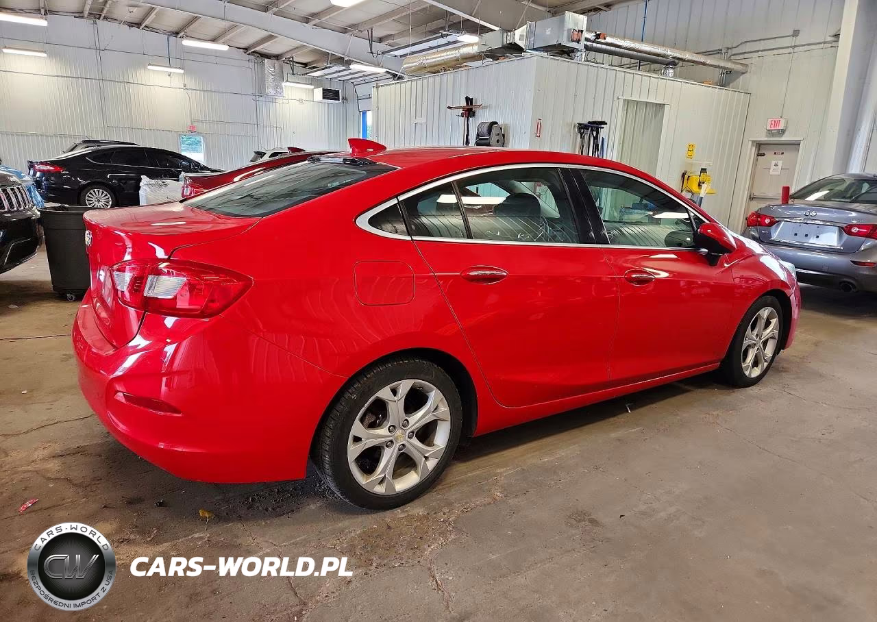 2017 Chevrolet Cruze Premier VIN:1G1BF5SM4H7238871 - 3