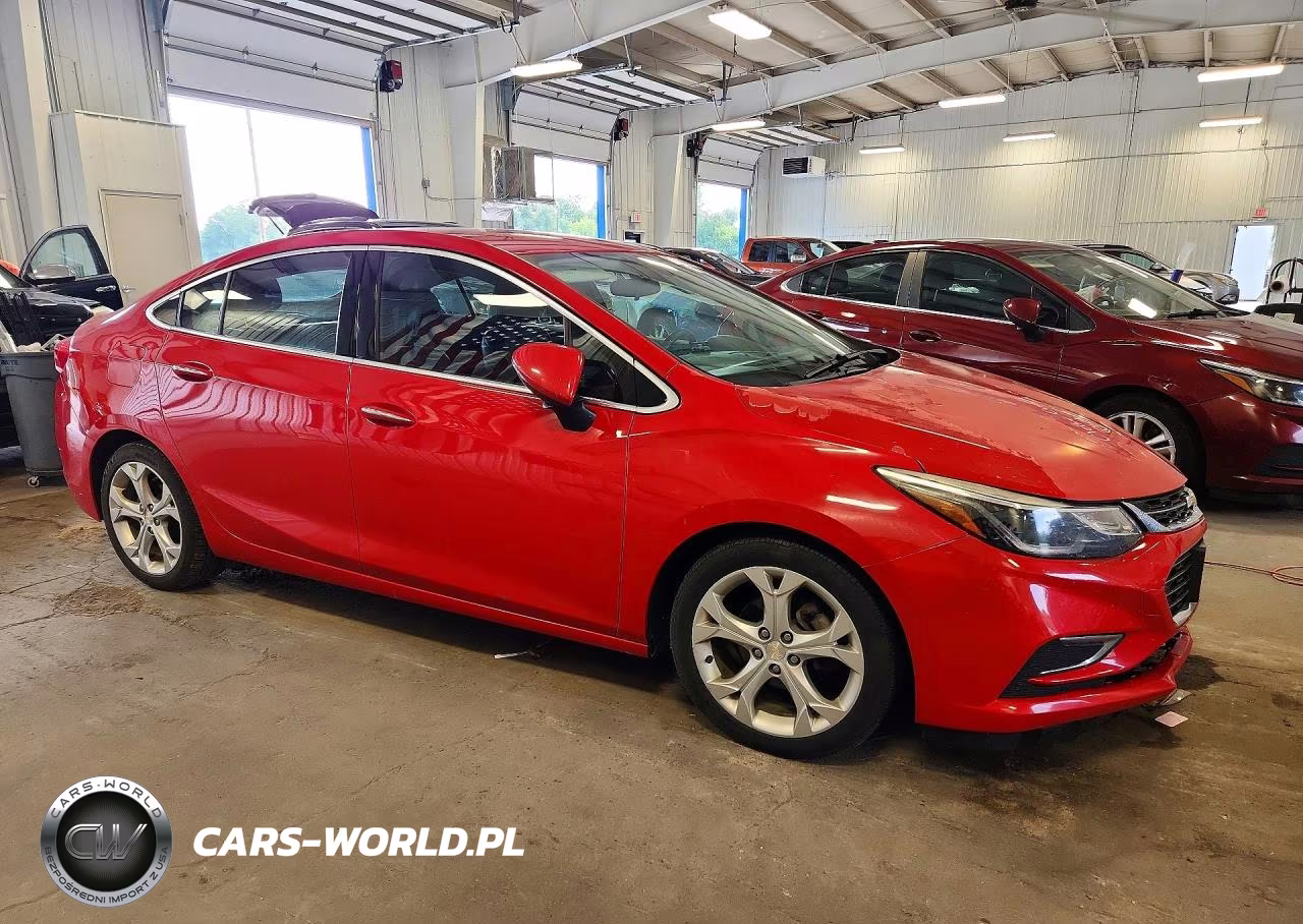 2017 Chevrolet Cruze Premier VIN:1G1BF5SM4H7238871 - 4