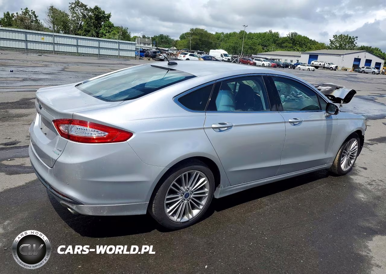 2013 Ford Fusion Se VIN:3FA6P0HR2DR271002 - 3
