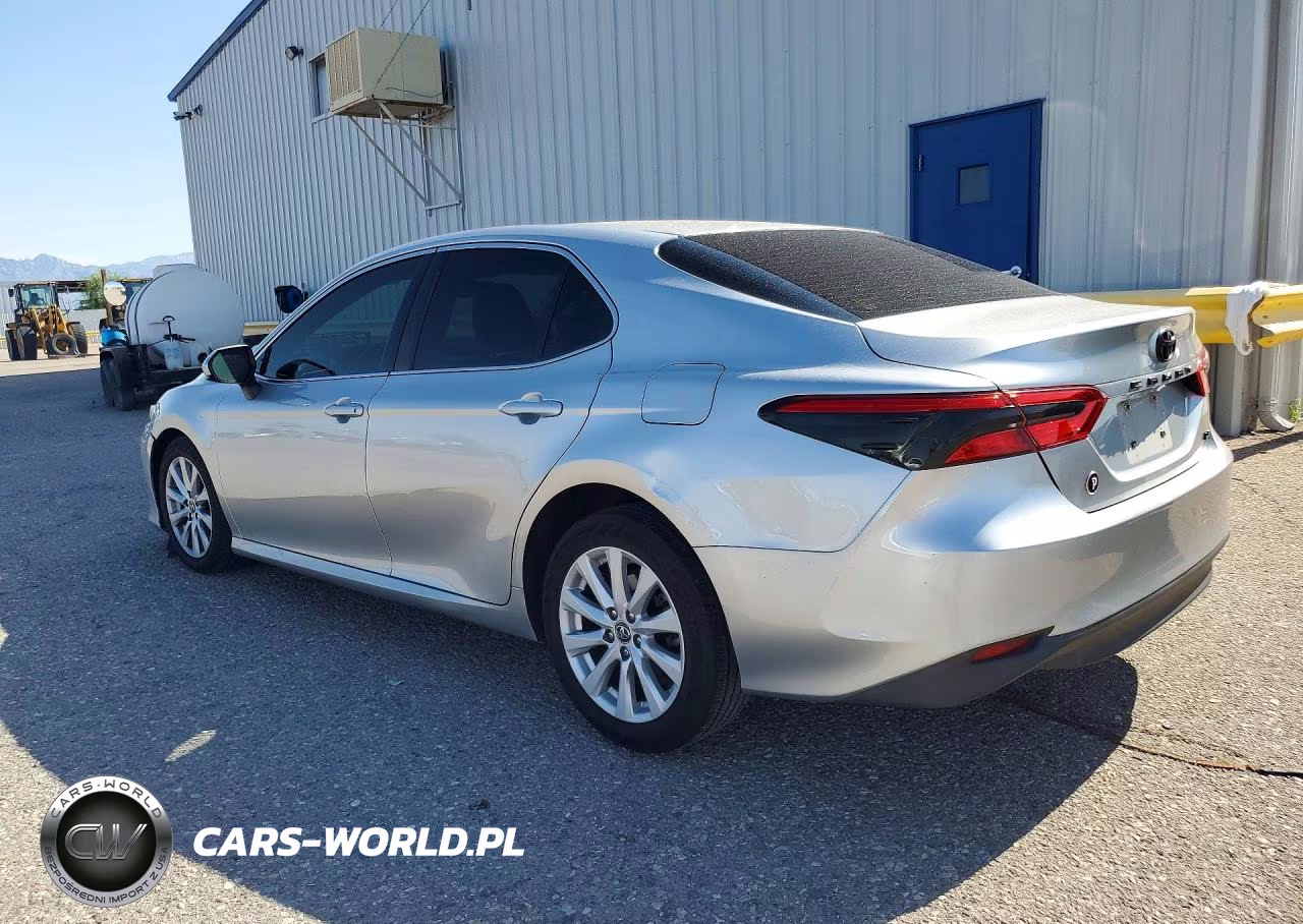 2018 Toyota Camry Le VIN:JTNB11HK4J3015792 - 2