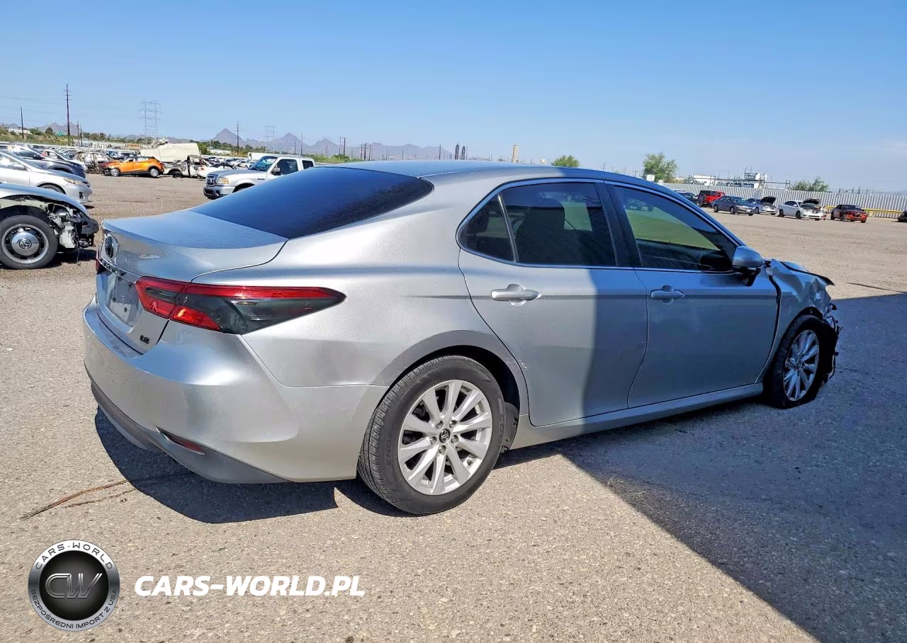 2018 Toyota Camry Le VIN:JTNB11HK4J3015792 - 3