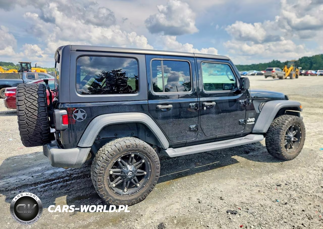 2020 Jeep Wrangler Unlimited Sport VIN:1C4HJXDG1LW274633 - 3