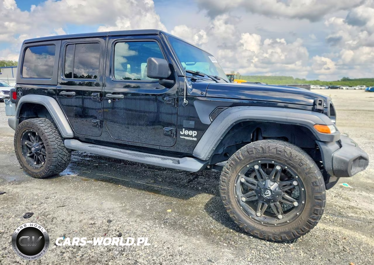 2020 Jeep Wrangler Unlimited Sport VIN:1C4HJXDG1LW274633 - 4