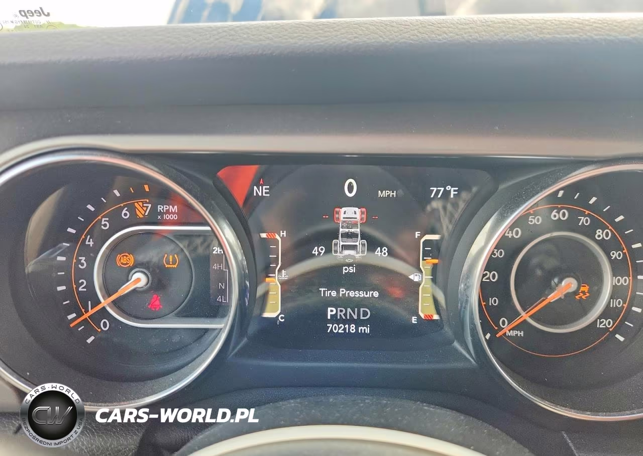 2020 Jeep Wrangler Unlimited Sport VIN:1C4HJXDG1LW274633 - 9