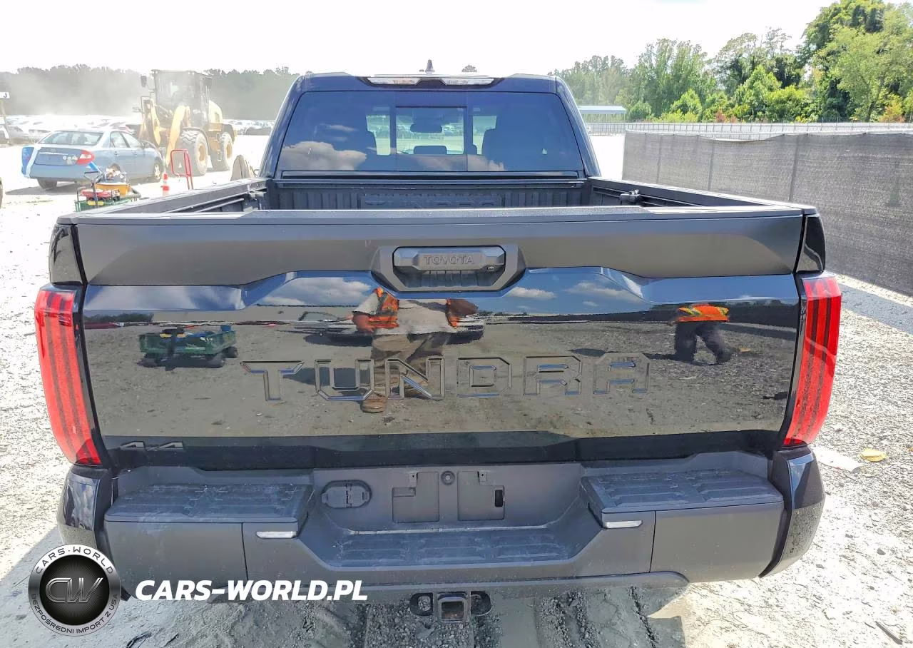 2025 Toyota Tundra Sr VIN:5TFKB5DA0SX264090 - 6