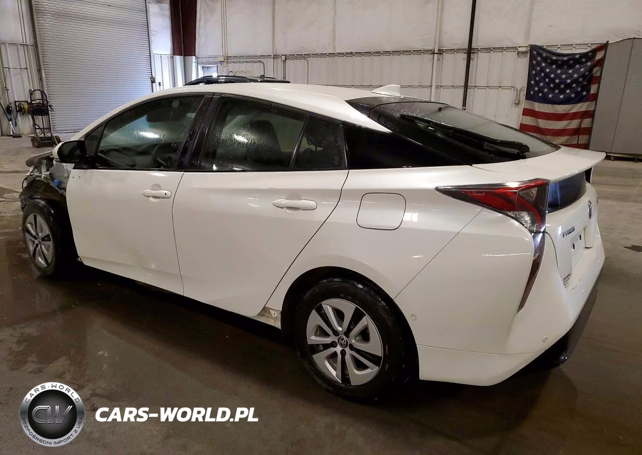 2018 Toyota Prius Two VIN:JTDKBRFU6J3065291 - 2