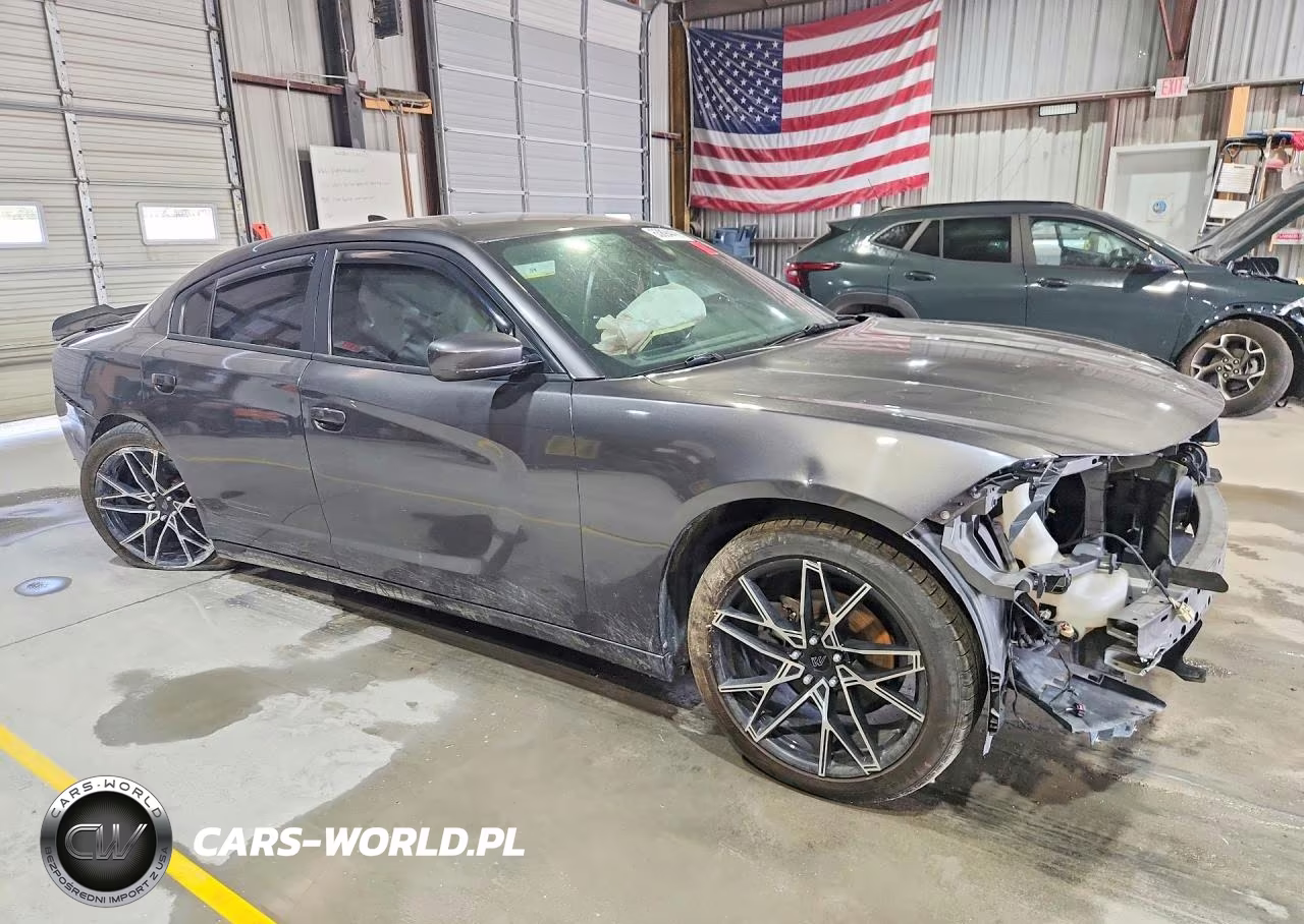 2017 Dodge Charger Sxt VIN:2C3CDXHG8HH630338 - 4