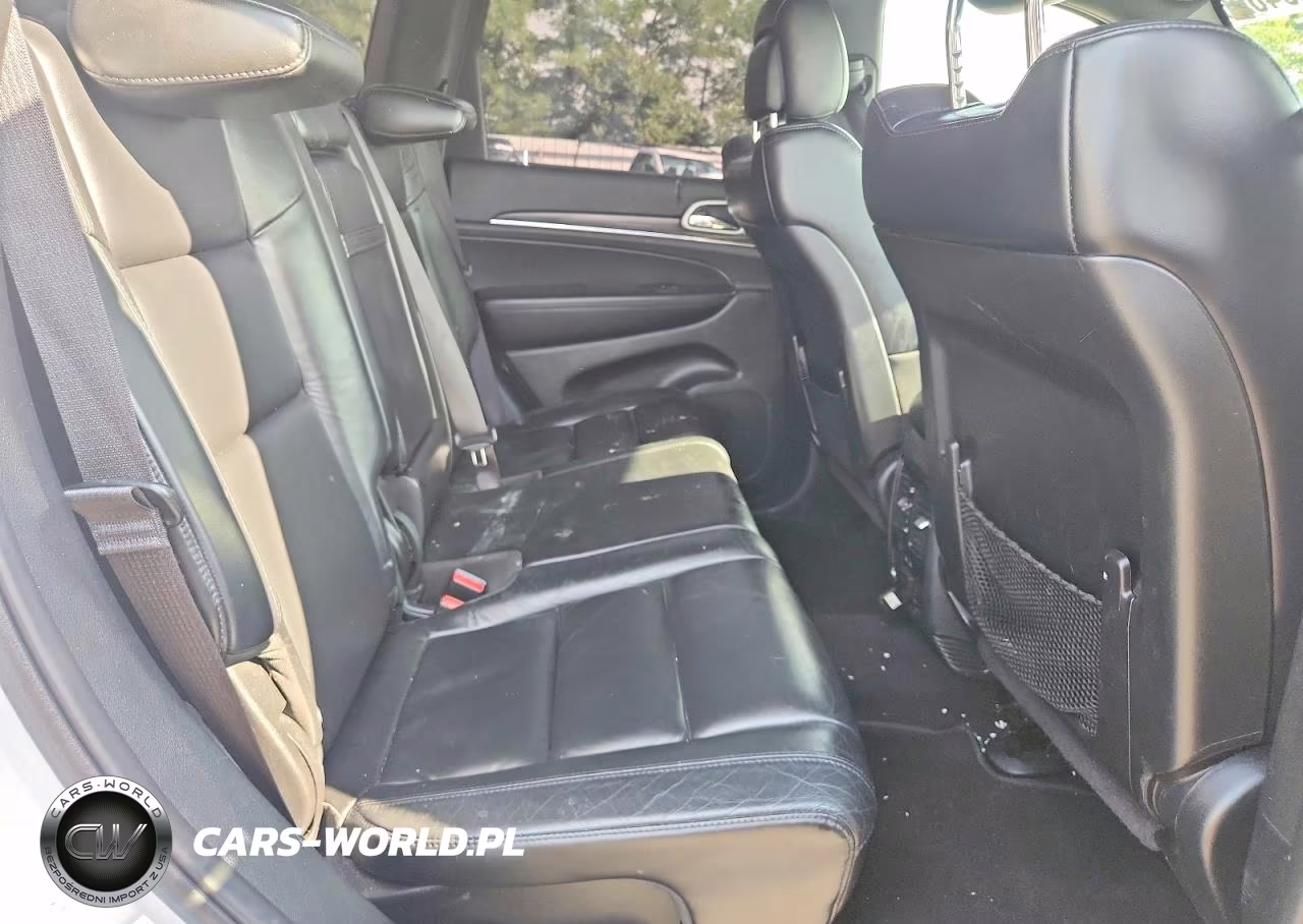 2019 Jeep Grand Cherokee Laredo VIN:1C4RJFAG7KC577533 - 11