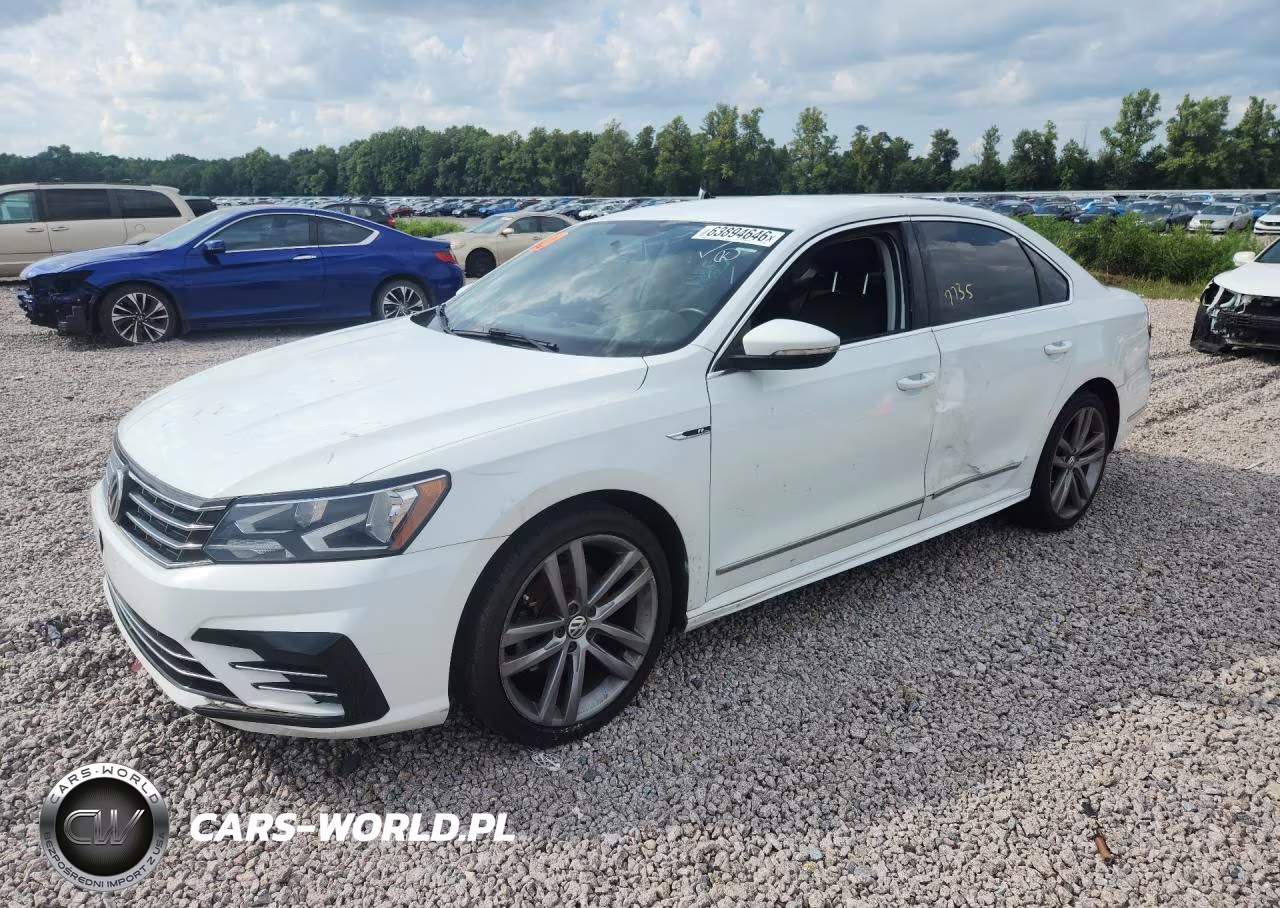 2017 Volkswagen Passat R-Line – zdjęcie 1 z 12