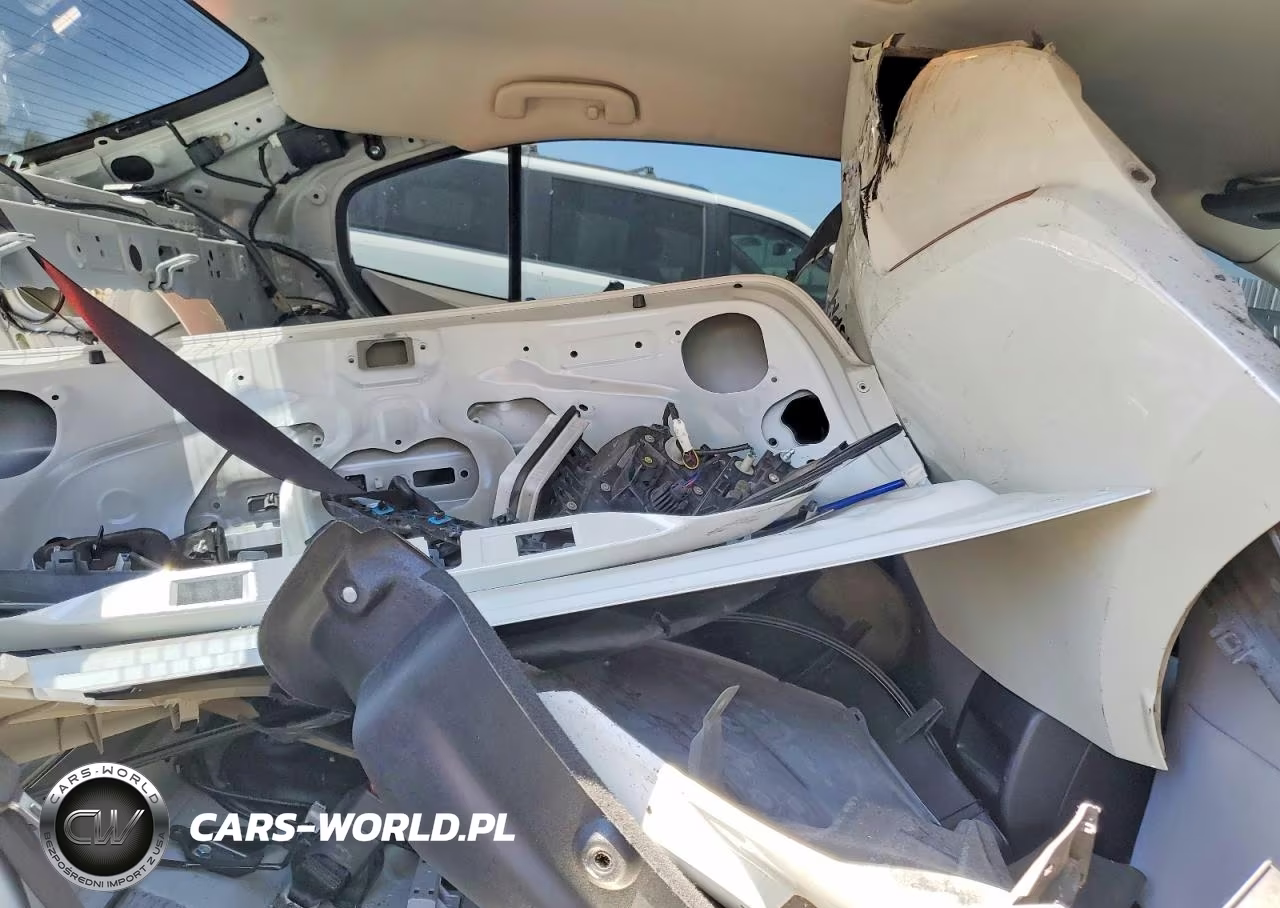 2020 Toyota Corolla Le VIN:JTDEBRBE7LJ026929 - 10