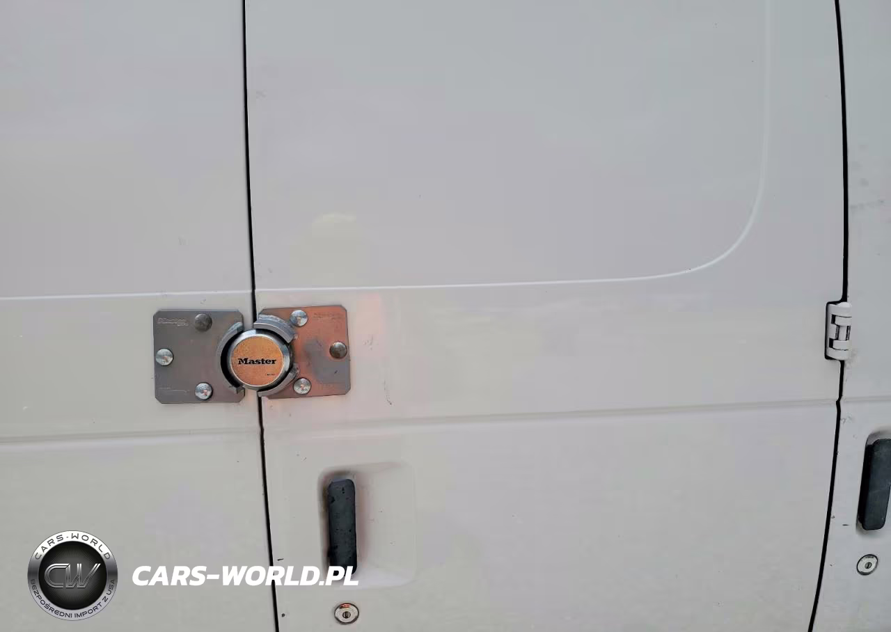 1998 Ford Econoline E250 Van VIN:1FTPE2423WHA03816 - 11