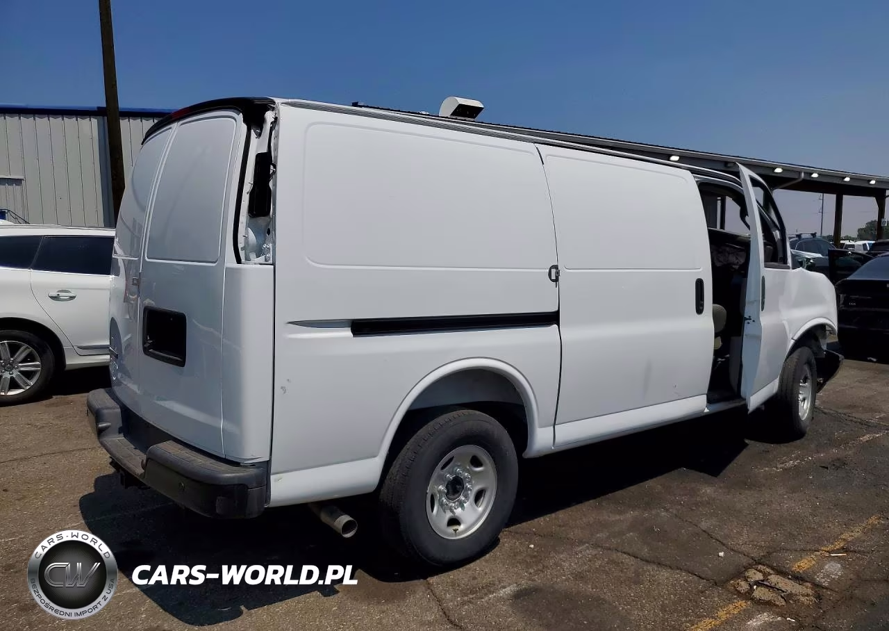 2025 Chevrolet Express 35 VIN:1GCZGGFP7S1281341 - 3