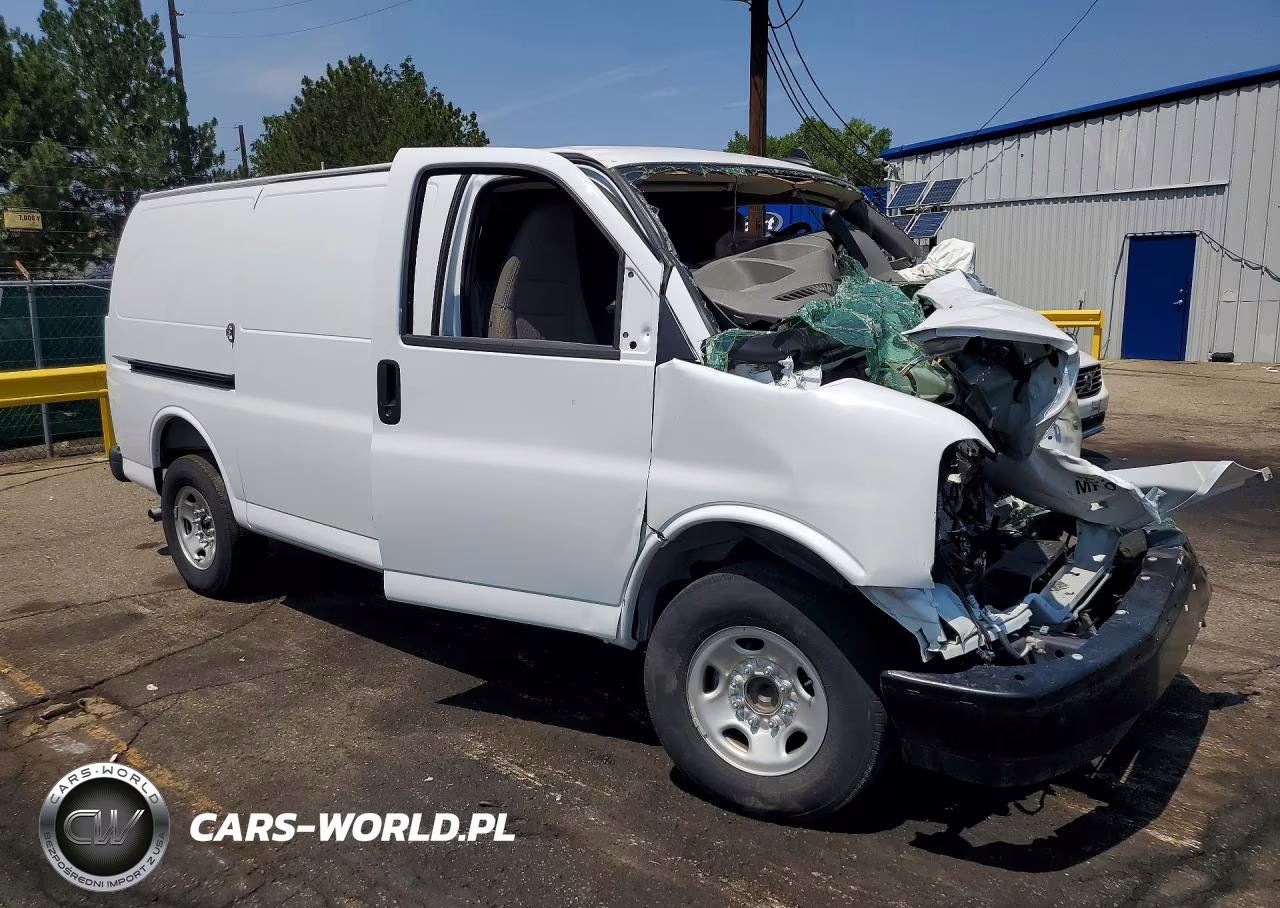 2025 Chevrolet Express 35 VIN:1GCZGGFP7S1281341 - 4