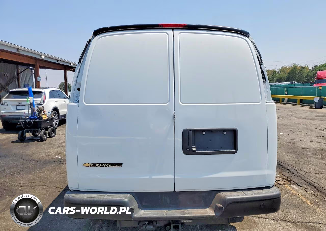 2025 Chevrolet Express 35 VIN:1GCZGGFP7S1281341 - 6