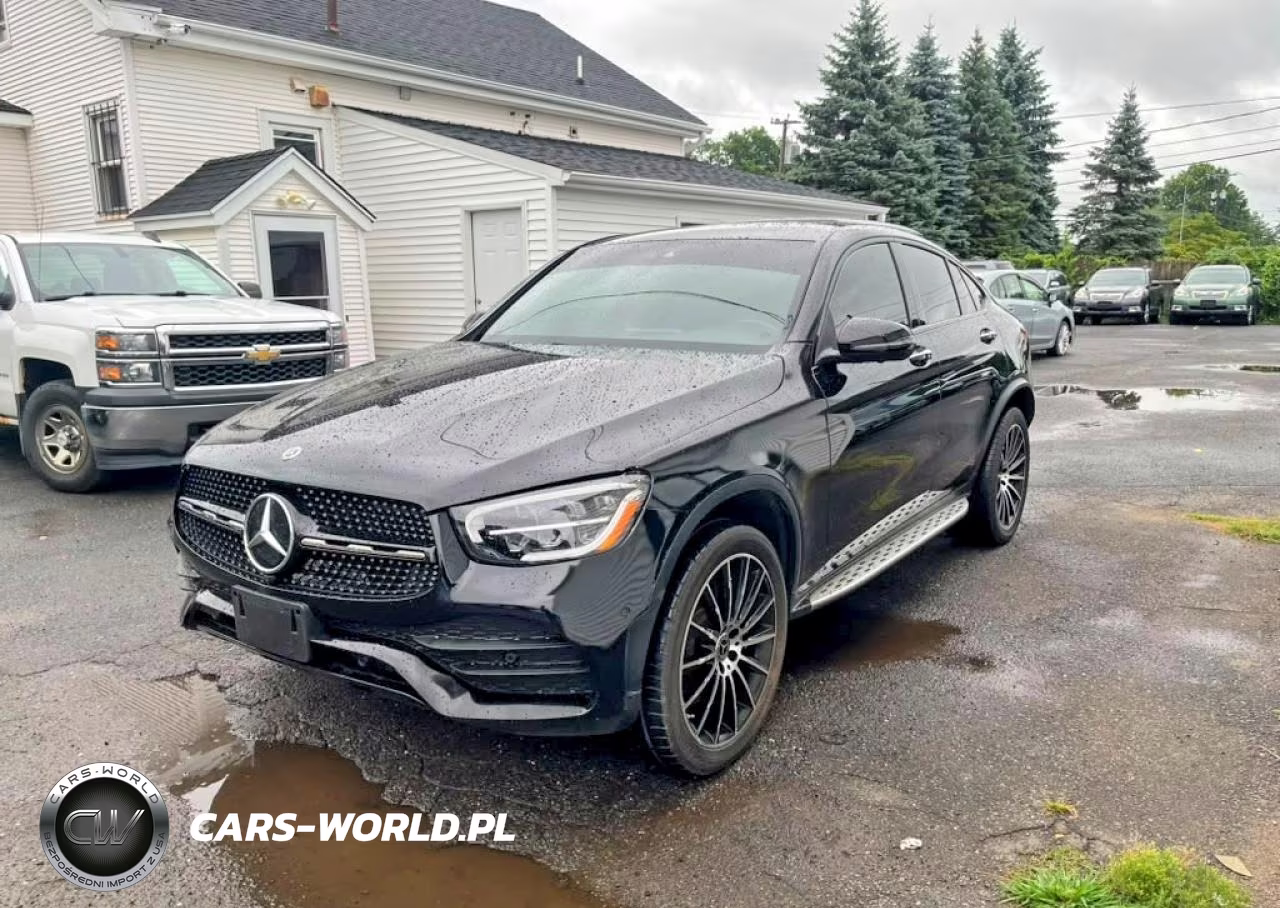 2022 Mercedes-Benz Glc Coupe 300 4Matic – zdjęcie 1 z 15