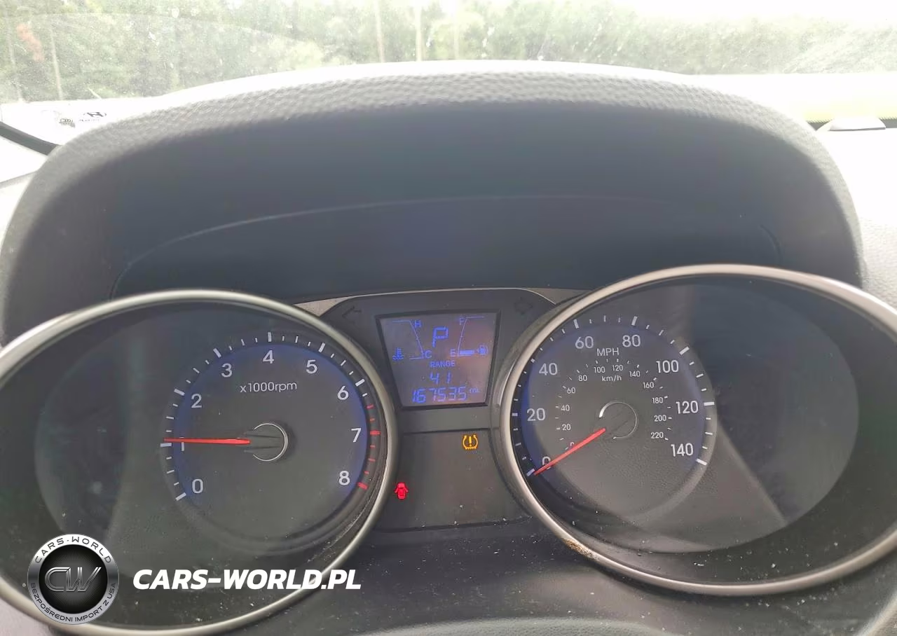 2010 Hyundai Tucson Limited VIN:KM8JU3AC8AU060097 - 9