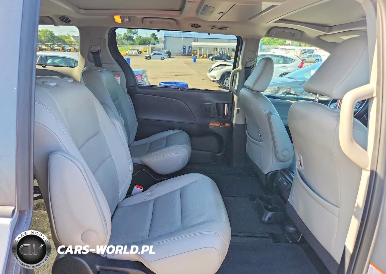 2015 Toyota Sienna Limited Premium 7-Passenger VIN:5TDDK3DC0FS103507 - 11