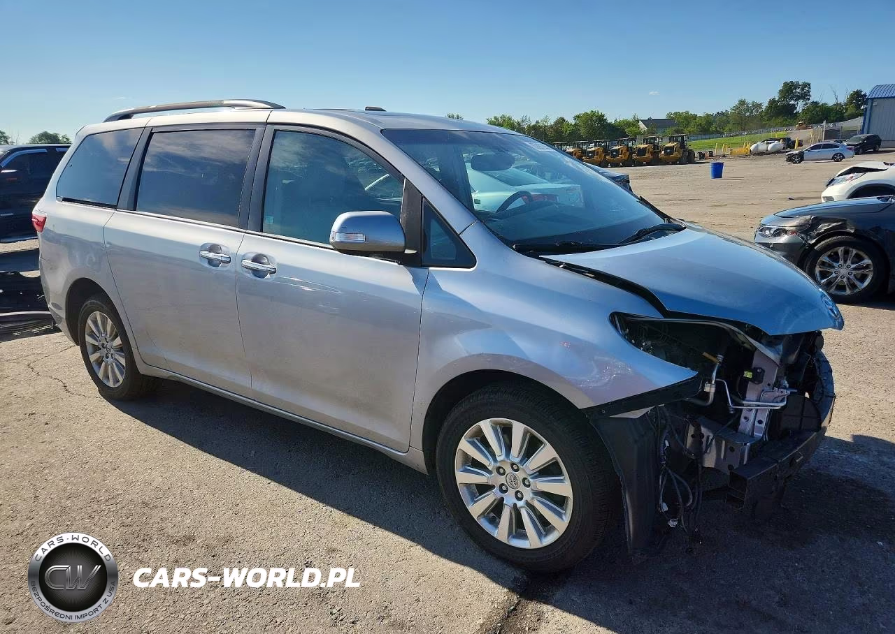 2015 Toyota Sienna Limited Premium 7-Passenger VIN:5TDDK3DC0FS103507 - 4