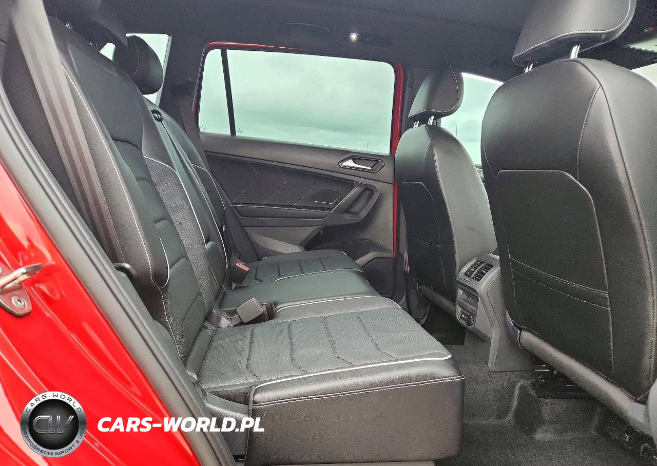 2024 Volkswagen Tiguan Sel R-Line Black VIN:3VV4B7AX1RM073793 - 11