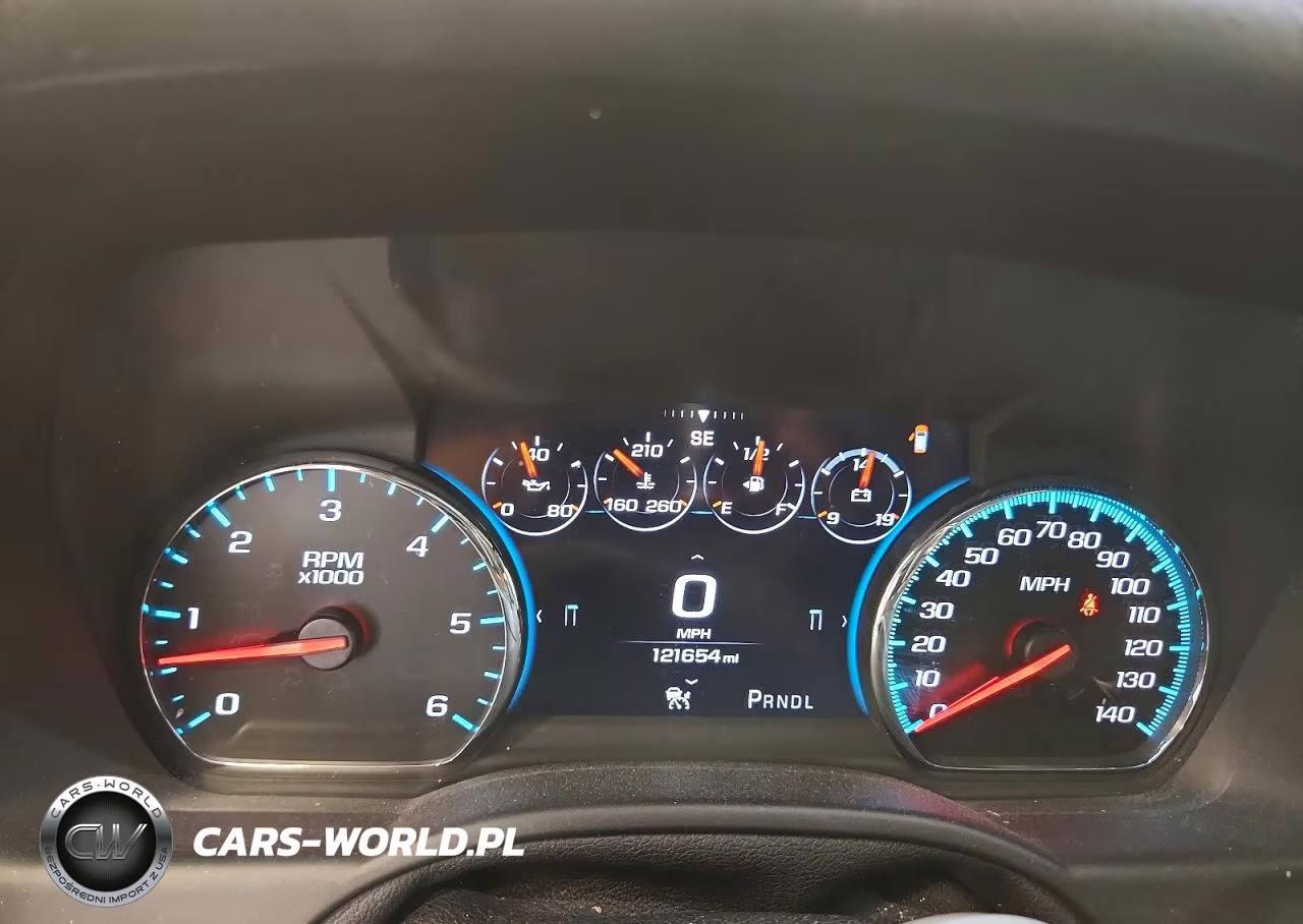 2018 Chevrolet Suburban K1500 Premier VIN:1GNSKJKC0JR296206 - 9