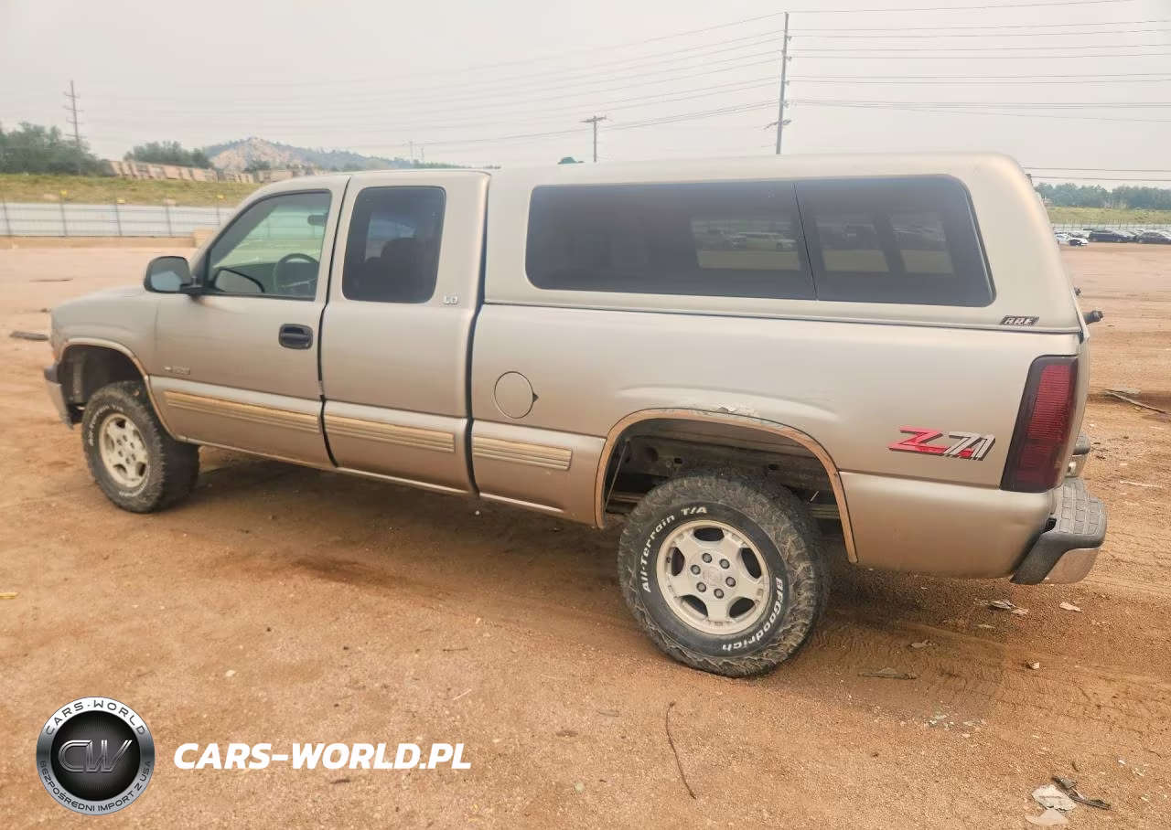 1999 Chevrolet Silverado K1500 VIN:1GCEK19T7XE174776 - 2