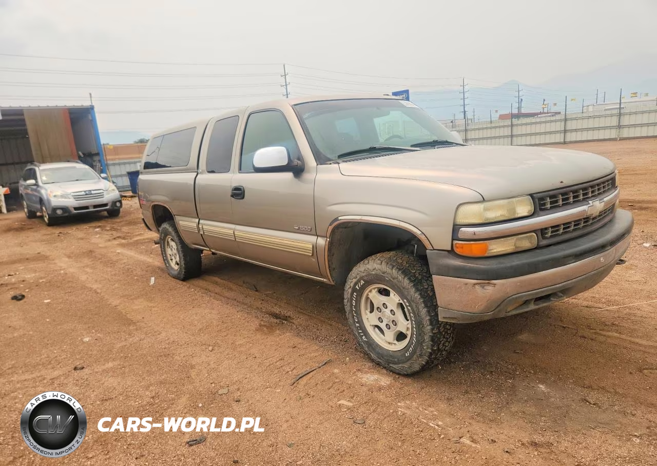 1999 Chevrolet Silverado K1500 VIN:1GCEK19T7XE174776 - 4