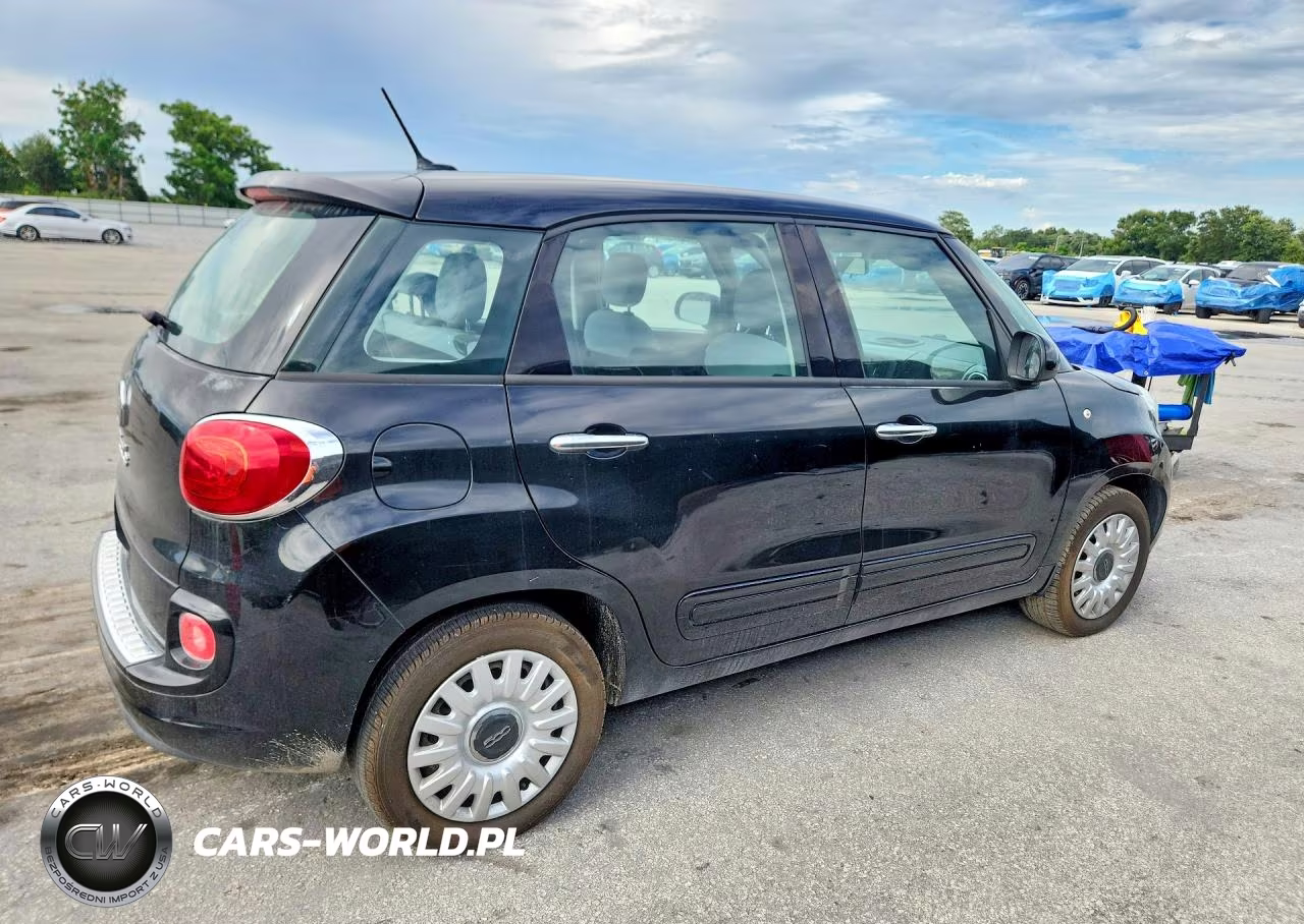 2016 Fiat 500L Pop VIN:ZFBCFAAH5GZ038354 - 3
