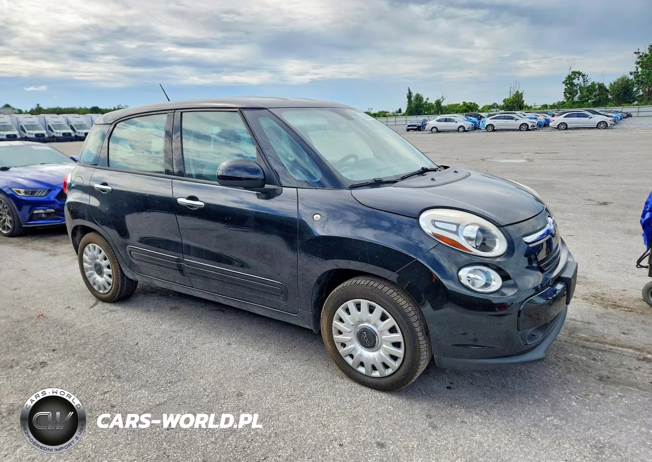 2016 Fiat 500L Pop VIN:ZFBCFAAH5GZ038354 - 4