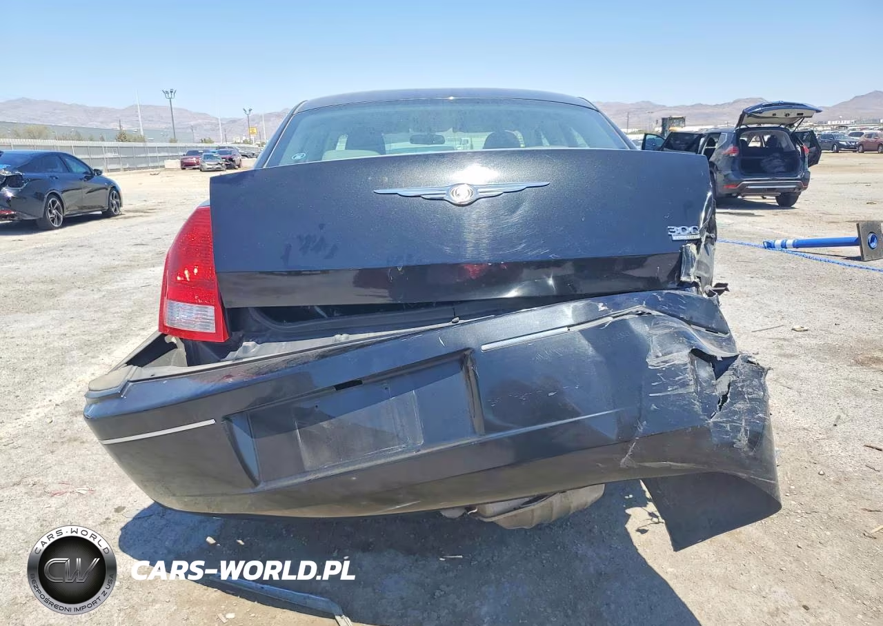 2005 Chrysler 300 Touring VIN:2C3JA53G55H630191 - 6